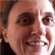 Insegnante lingue ed italiano - laureata in Lingue e Master in didattica italiano-offre lezioni tedesco. Vari livelli